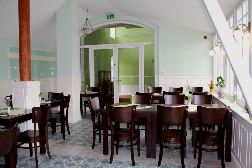 Golßen 萨格里特旅馆酒店 外观 照片